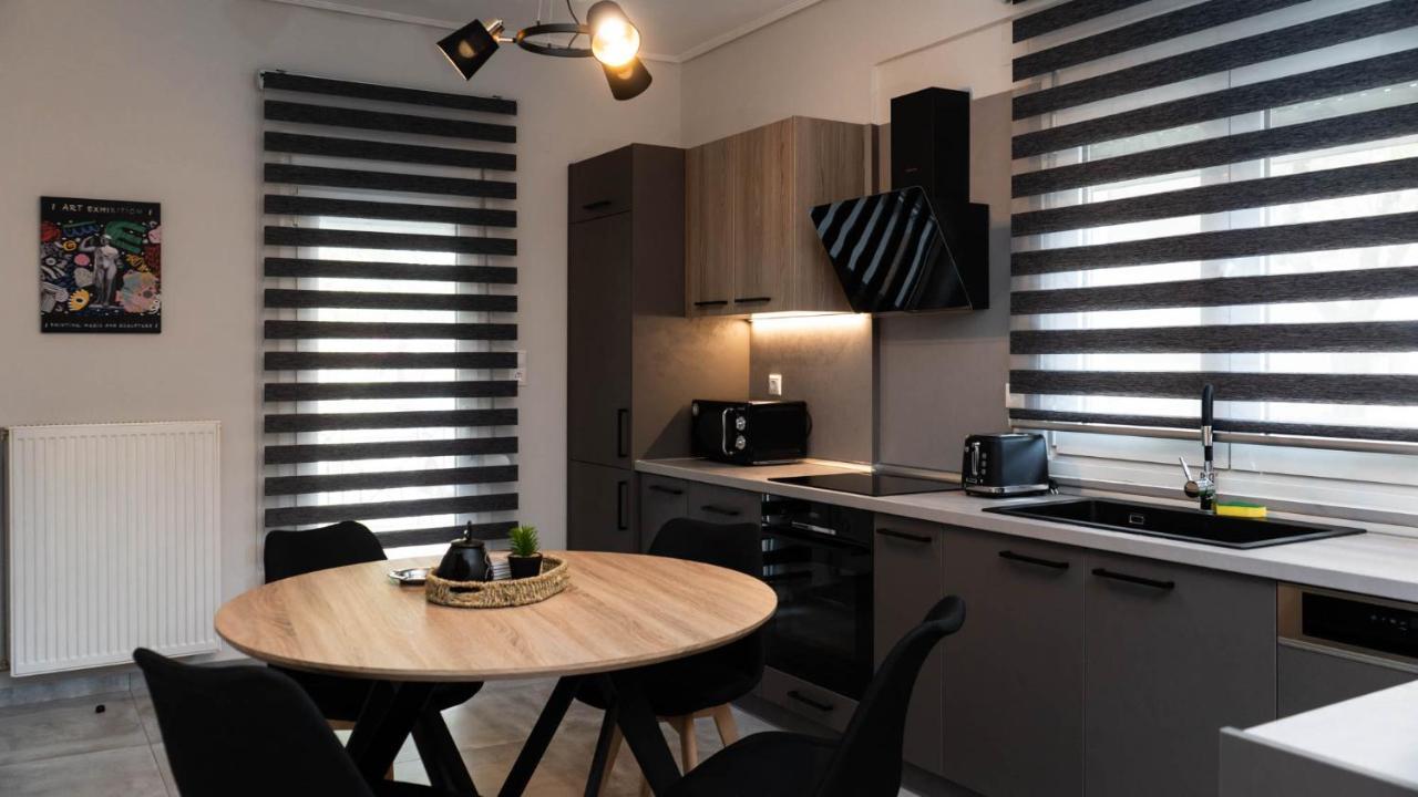Mythic Meteora Apartment Kalambaka Bagian luar foto