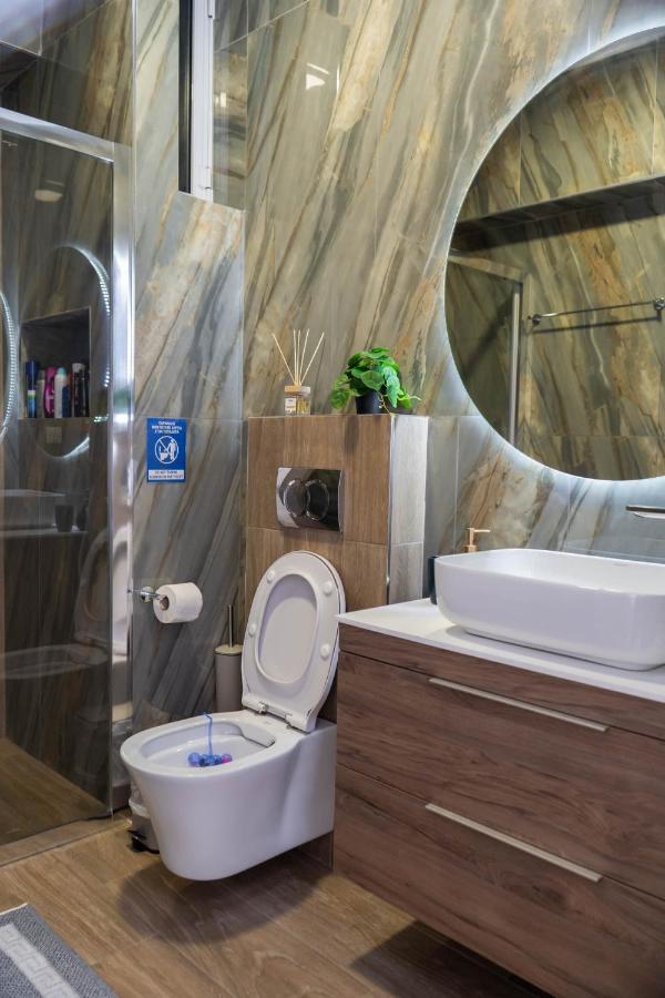 Mythic Meteora Apartment Kalambaka Bagian luar foto